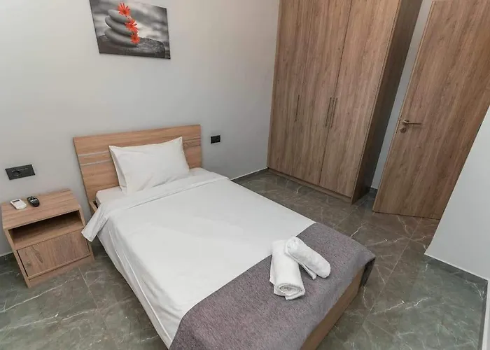 Appartement à 2 Chambres à Coucher